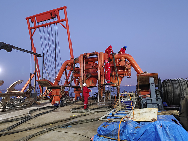 冀（jì）東油田NP1-1D及其轄區節能低碳示範區建設（shè）工程 海底管線後挖溝施工項目開工